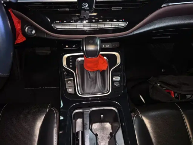 GAC Trumpchi M6 — Фото автомобиля 13