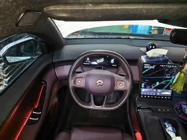Nio ET5 — Фото автомобиля 6