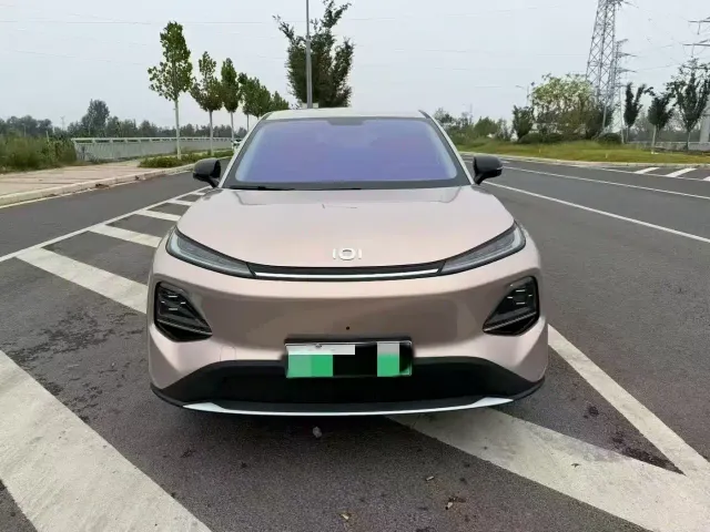 Changan Qiyuan Q05 — Фото автомобиля 2
