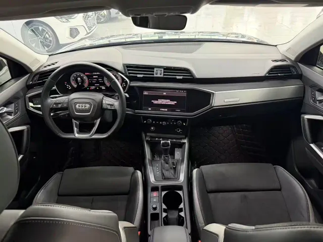 Audi Q3 — Фото автомобиля 7