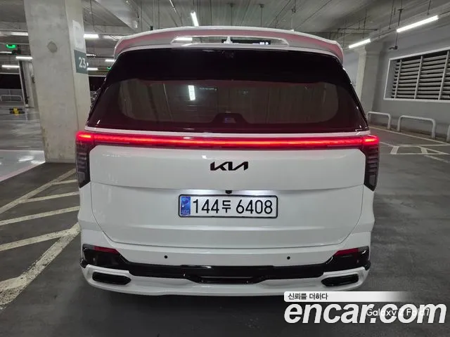 Kia Canival Новый Carnival 4 поколение Дизель 9 мест Signature — Фото автомобиля 6