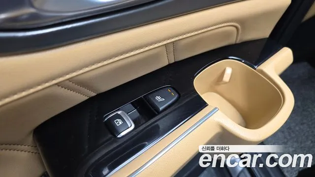 Kia Sorento Sorento 4-е поколение Бензин 2.5T 2WD — Фото автомобиля 18