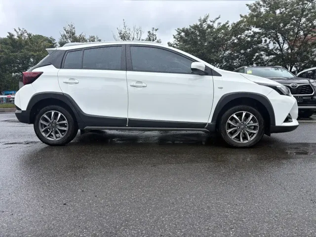 Toyota YARiS L Zhi Xuan — Фото автомобиля 12
