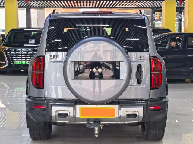 BYD FangChengBao Leopard 5 — Фото автомобиля 15