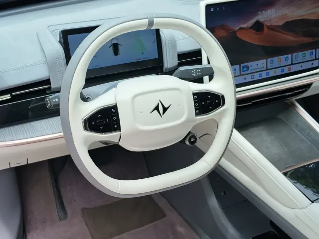 Dongfeng eπ 007 — Фото автомобиля 5