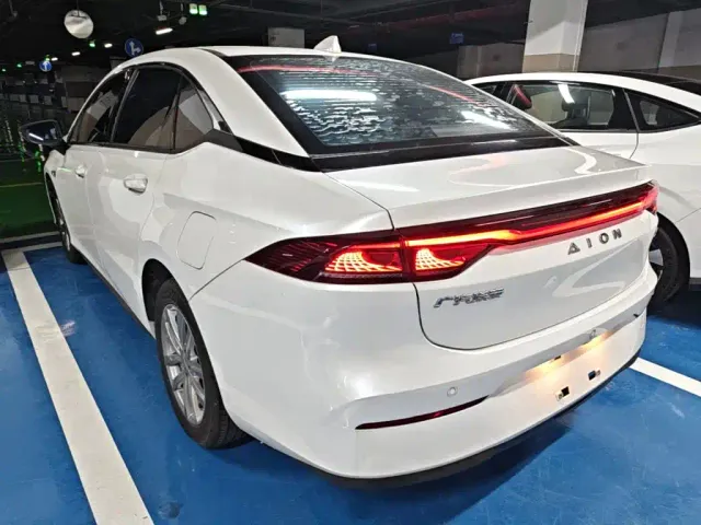GAC Aion S — Фото автомобиля 4
