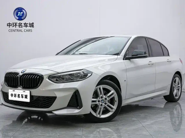Фотография автомобиля — BMW 1 Series