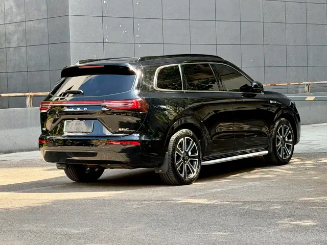 Aito M7 — Фото автомобиля 6