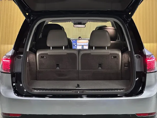 AITO Wenjie AITO M9 2025 Extended Range Ultra 52kWh 6-Seater — Фото автомобиля 14