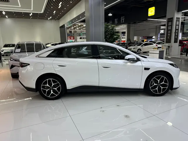 BYD Seal 06 — Фото автомобиля 18