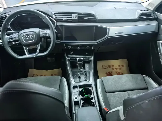 Audi Q3 — Фото автомобиля 13