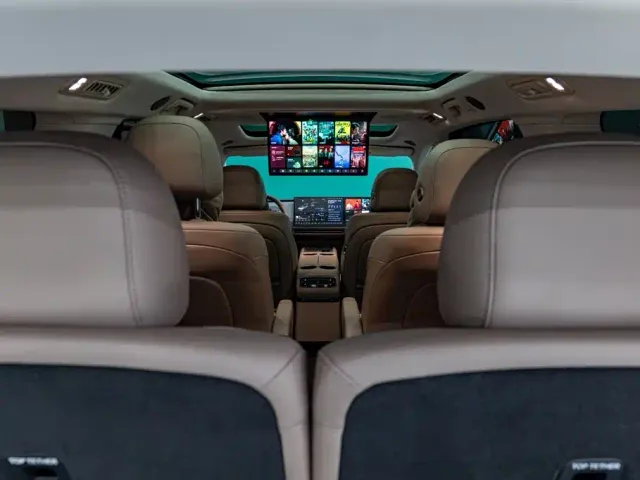 Li Auto i8 — Фото автомобиля 15