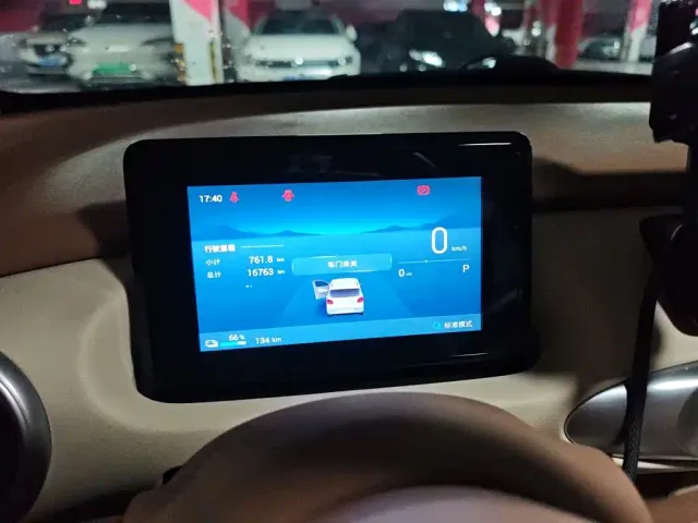 Wuling Hongguang Mini EV — Фото автомобиля 7