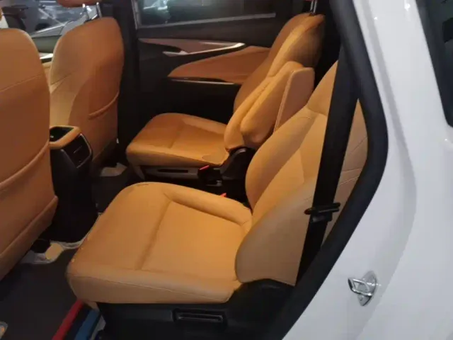 Maxus G50 — Фото автомобиля 16