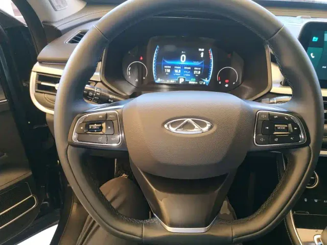 Chery Tiggo 8 — Фото автомобиля 10