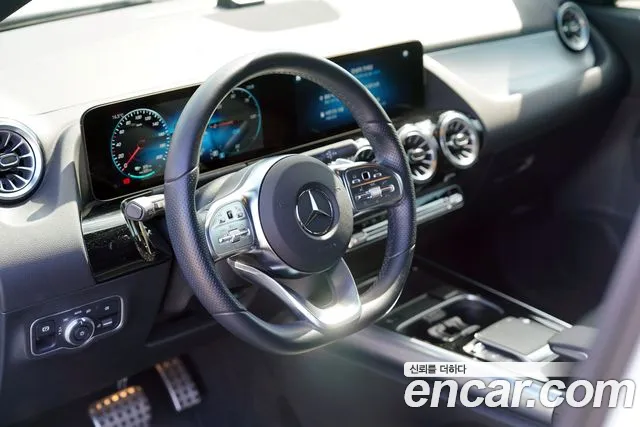 Mercedes-Benz EQA H243 — Фото автомобиля 10