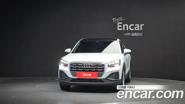 Audi Q2 — Фото автомобиля 3