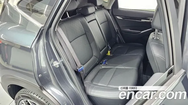 Kia Seltos Seltos Бензин 1.6 Turbo 4WD — Фото автомобиля 11