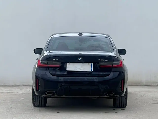 BMW 3 Series — Фото автомобиля 3