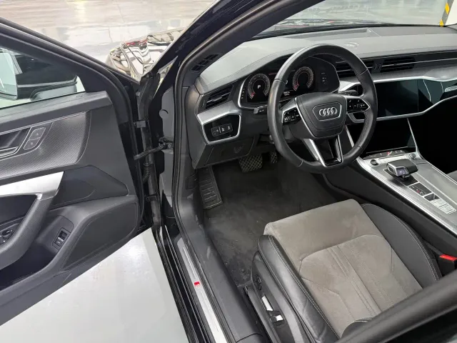 Audi A6L — Фото автомобиля 5