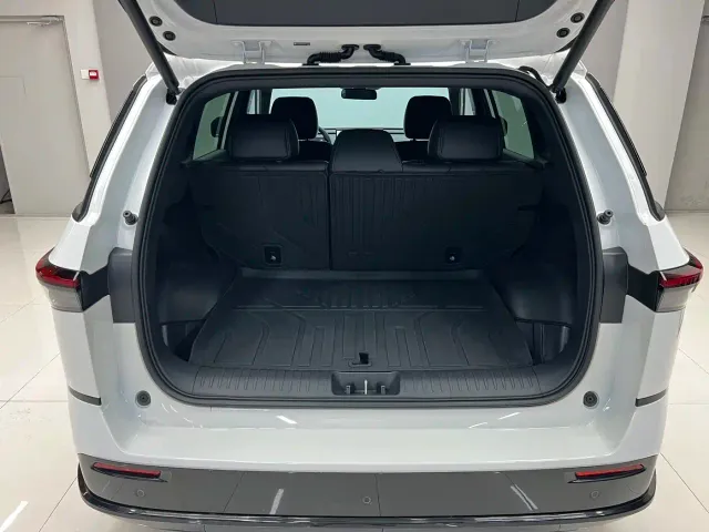 Toyota BoZhi 3X — Фото автомобиля 5