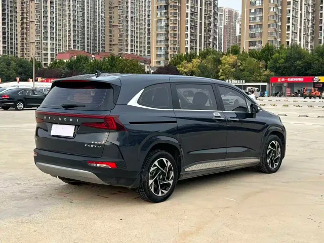 Hyundai Custo — Фото автомобиля 4
