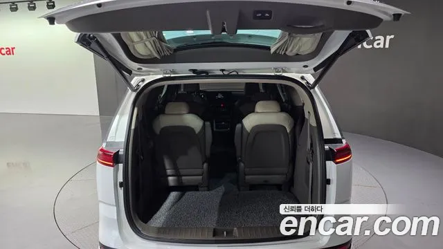 Kia Canival Carnival 4 поколение Бензин 9 мест Hi-Limousine — Фото автомобиля 20