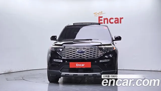 Ford Explorer Generation 6 — Фото автомобиля 3