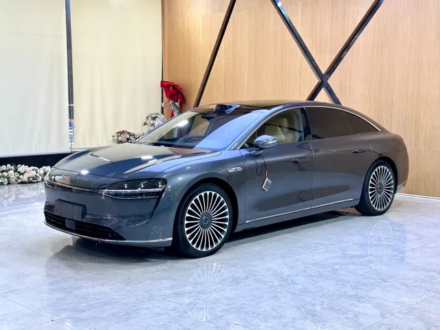 Фотография автомобиля — Stelato S9