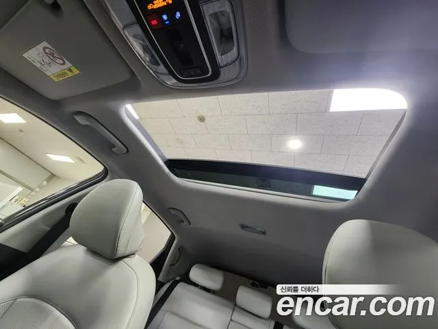 Hyundai Kona SX2 — Фото автомобиля 16