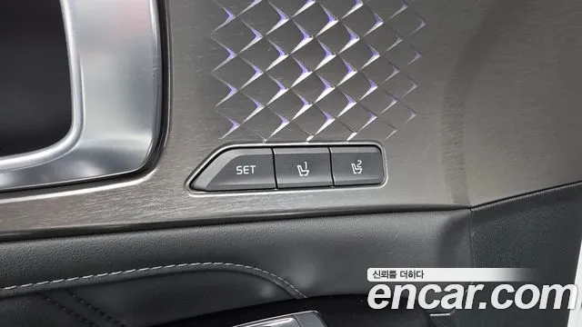 Kia Sorento Sorento 4-е поколение Дизель 2.2 2WD — Фото автомобиля 28