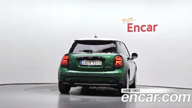 MINI Cooper — Фото автомобиля 4