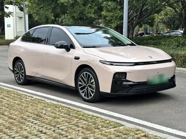 Leapmotor B01 — Фото автомобиля 3