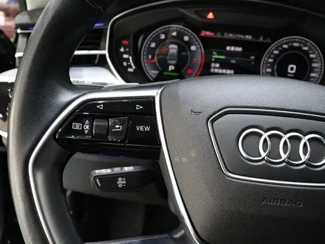 Audi Audi A8 2022 A8L 50 TFSI quattro Comfort Collector's Edition — Фото автомобиля 18