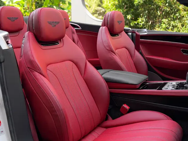 Bentley Continental — Фото автомобиля 17