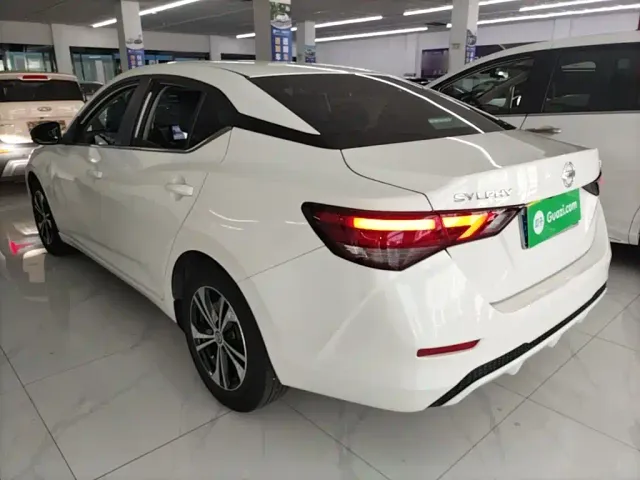 Nissan Sylphy — Фото автомобиля 4