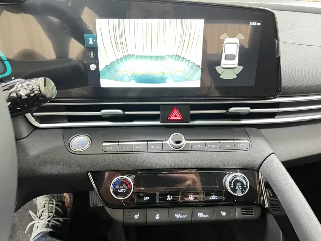 Hyundai Elantra — Фото автомобиля 17