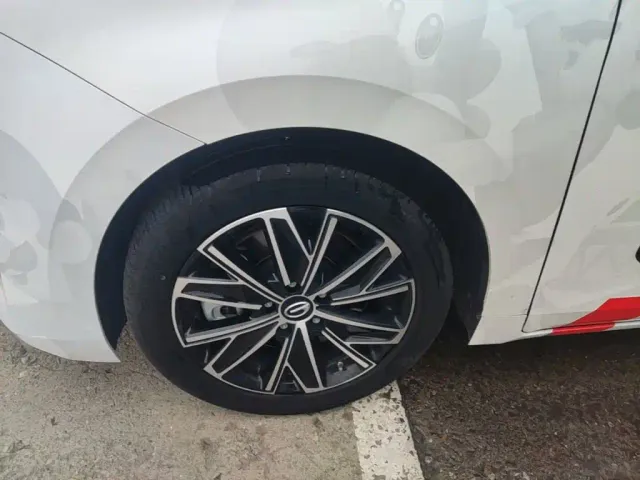 GAC Trumpchi E8 — Фото автомобиля 22