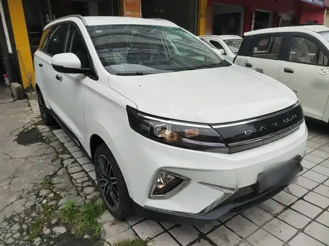 Dayun Yuanzhi M1 — Фото автомобиля 3