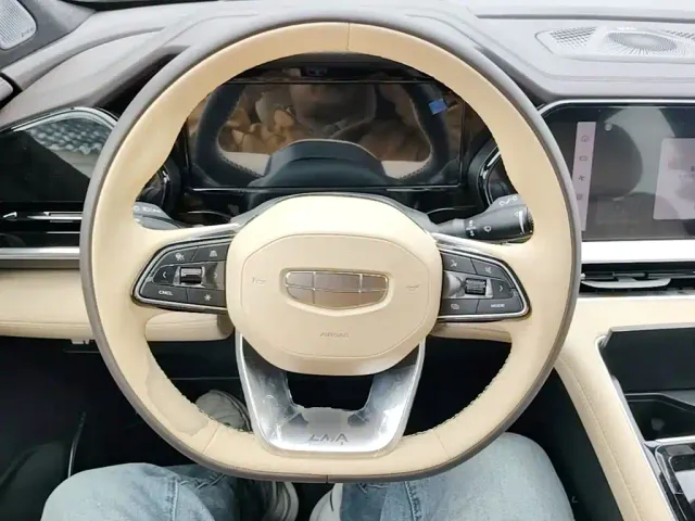 Geely Xingyue L — Фото автомобиля 10