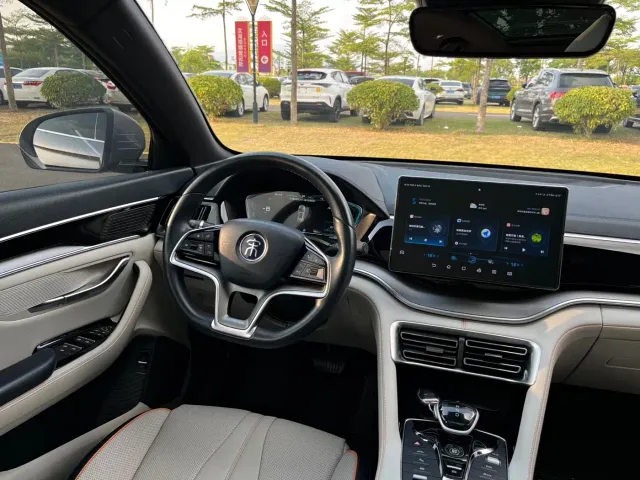 BYD Song PLUS — Фото автомобиля 10