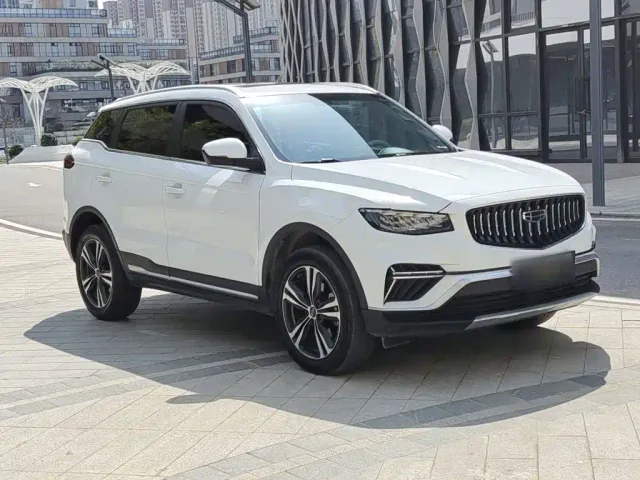 Geely Boyue — Фото автомобиля 3