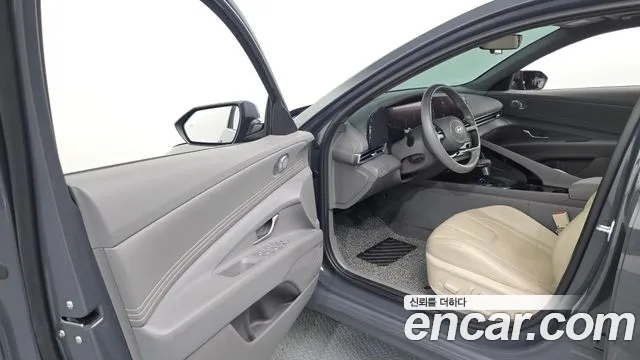 Hyundai Avante CN7 — Фото автомобиля 15