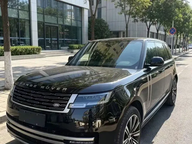 Фотография автомобиля — Land Rover Range Rover