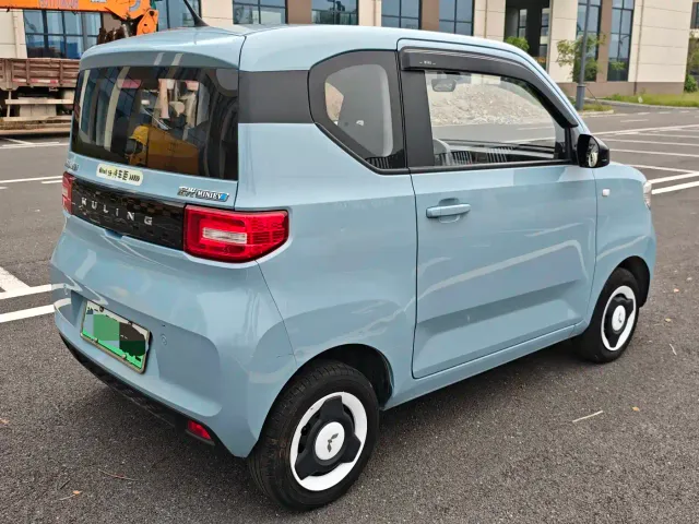 Wuling Hongguang Mini EV — Фото автомобиля 4