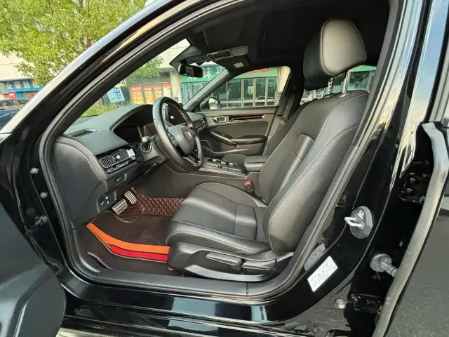 Honda Civic — Фото автомобиля 4