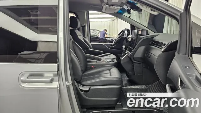 Hyundai Staria Staria Карго 5 мест — Фото автомобиля 10
