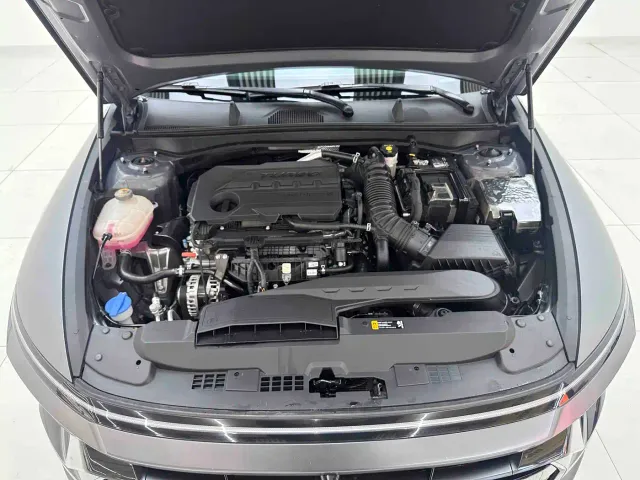 Hyundai Sonata — Фото автомобиля 9