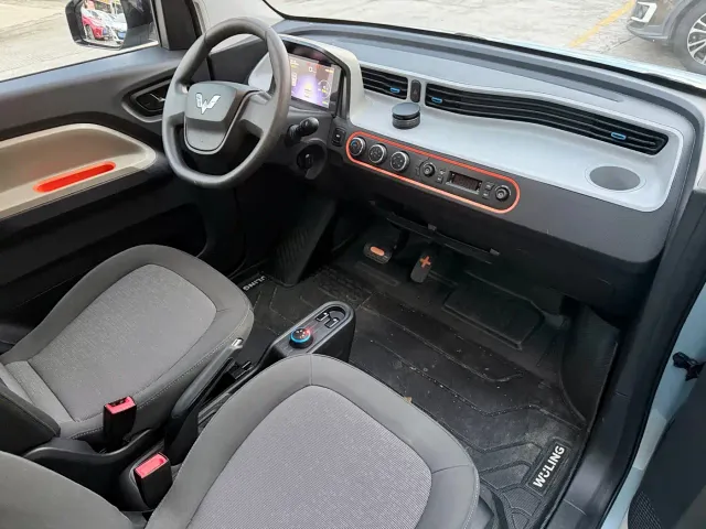 Wuling Hongguang Mini EV — Фото автомобиля 12