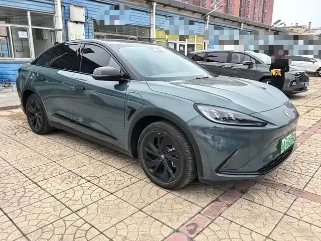 Arcfox Alpha S — Фото автомобиля 3